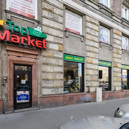 Center P&o Serviced Apartmán *